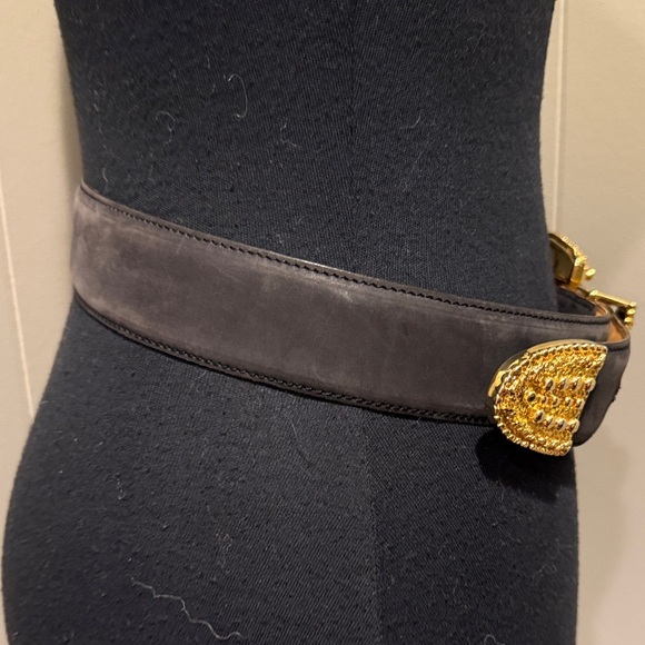 Doppia Vita Women 80/30 Chic Black Belt with Gold Buckle Accents main image 6